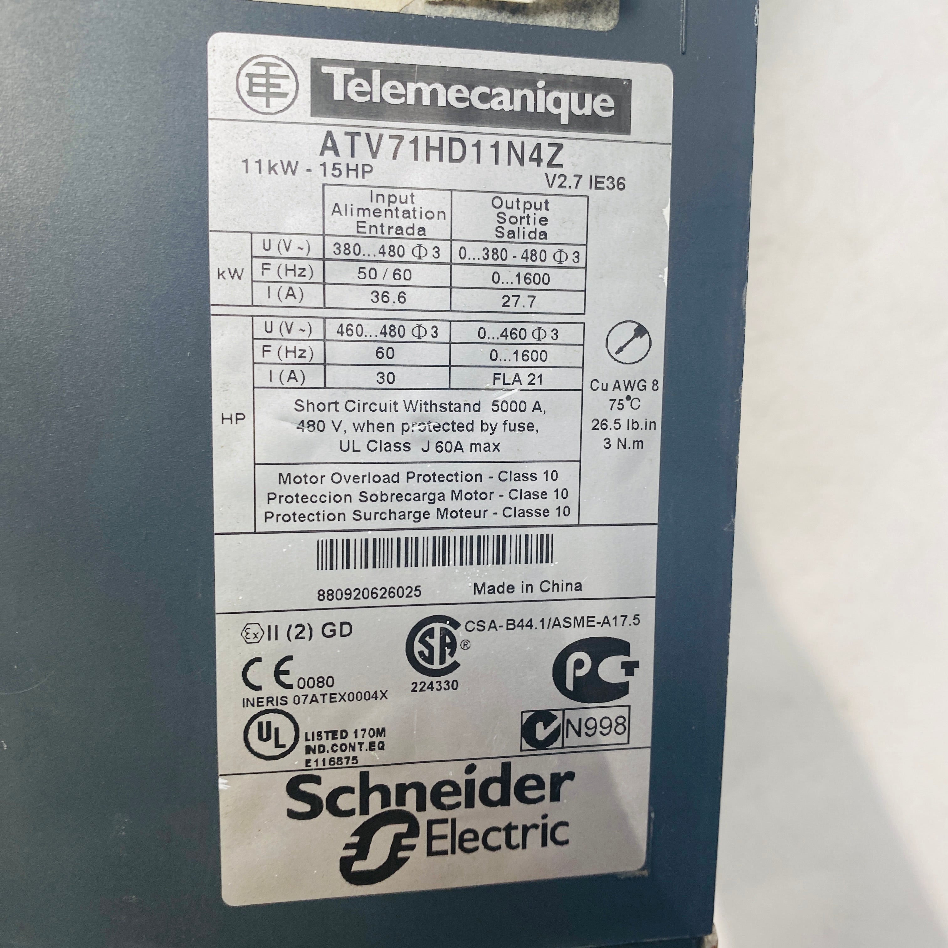 SCHNEIDER ATV71HD11N4Z Inverter