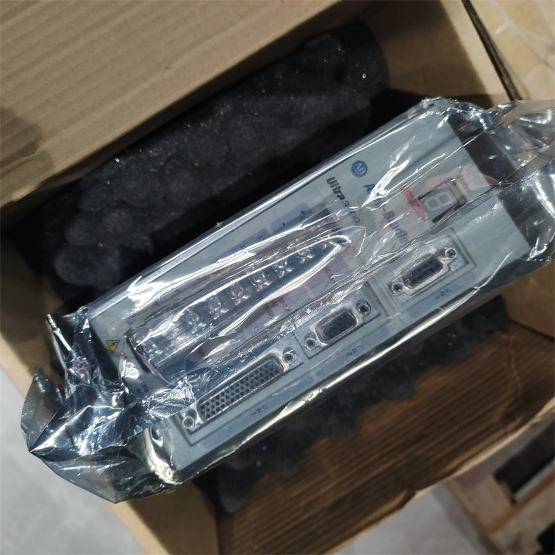 Allen-Bradley 2098-DSD-005 Servo Drive - Rockss Automation