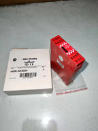 ALLEN BRADLEY 440R-N23059 安全繼電器