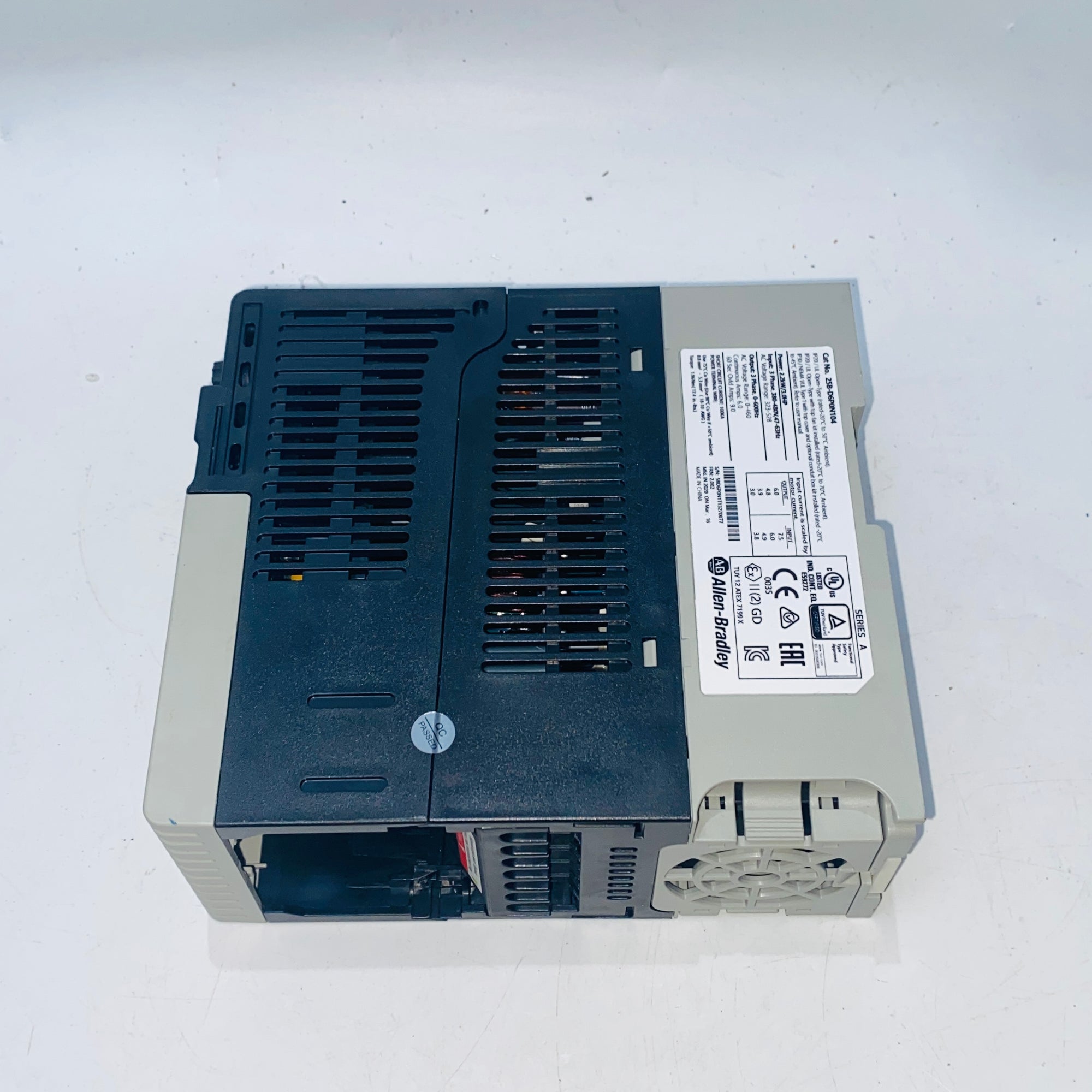 Allen Bradley 25B-D6P0N104 PowerFlex 525 交流電驅動器