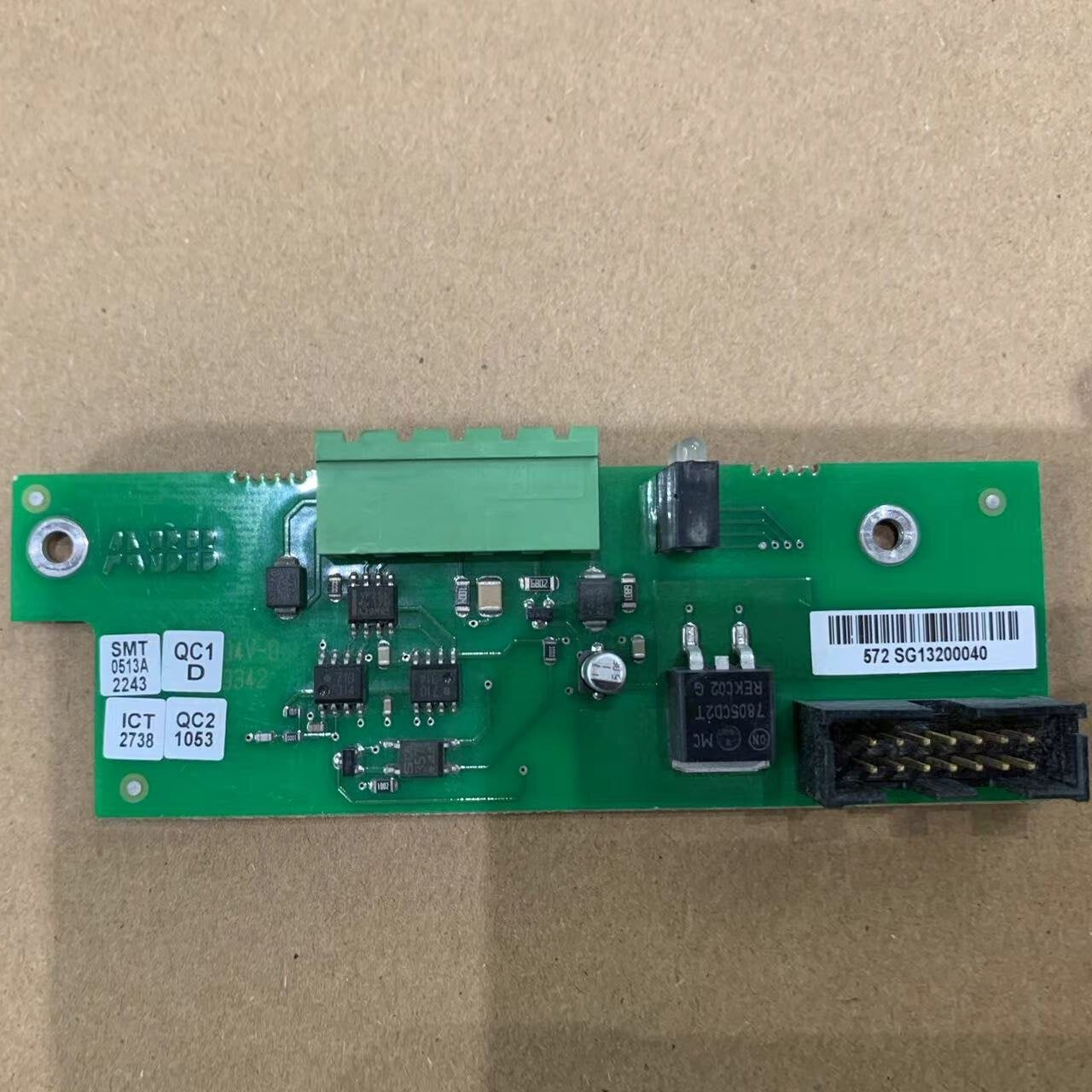 ABB DSQC572 3HAC023242-001/04 機器人通訊卡