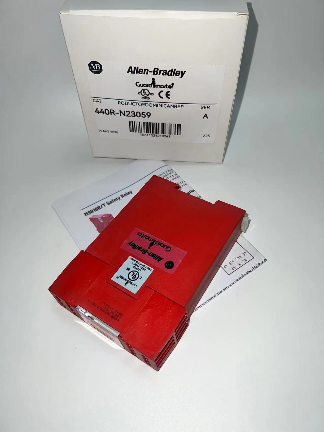 ALLEN BRADLEY 440R-N23059 安全繼電器