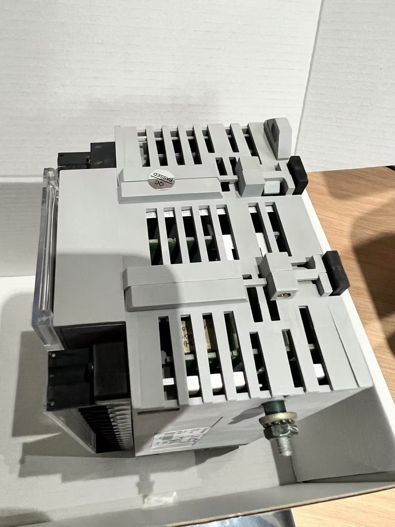 Allen Bradley 1791-16AC PLC模組