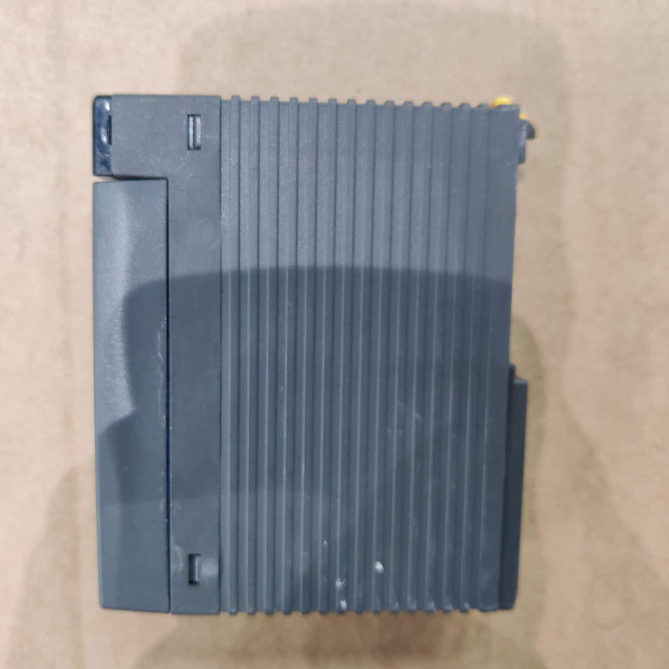 橫河 F3PU01-0N 電源模組