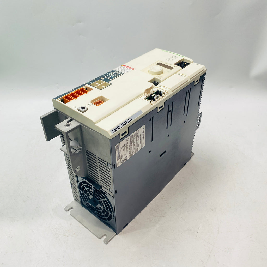 Schneider LXM32MD72N4 Ctroller