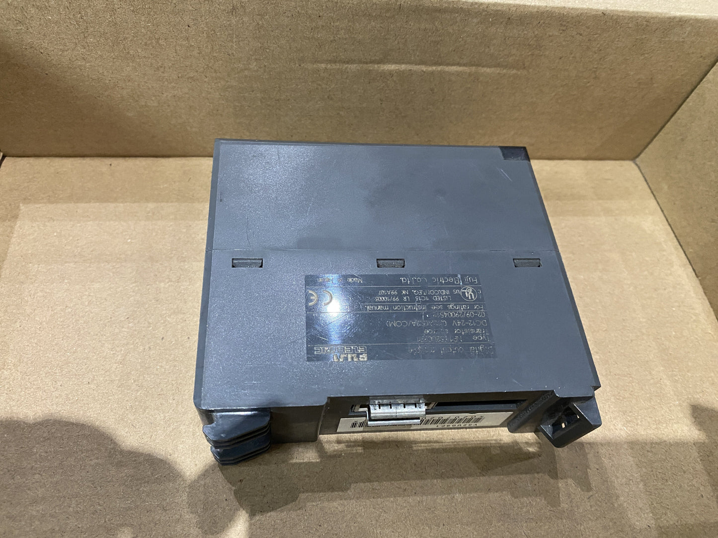 NP1Y32U09P1 FUJI ELECTRIC DIGITAL OUTPUT MODULE