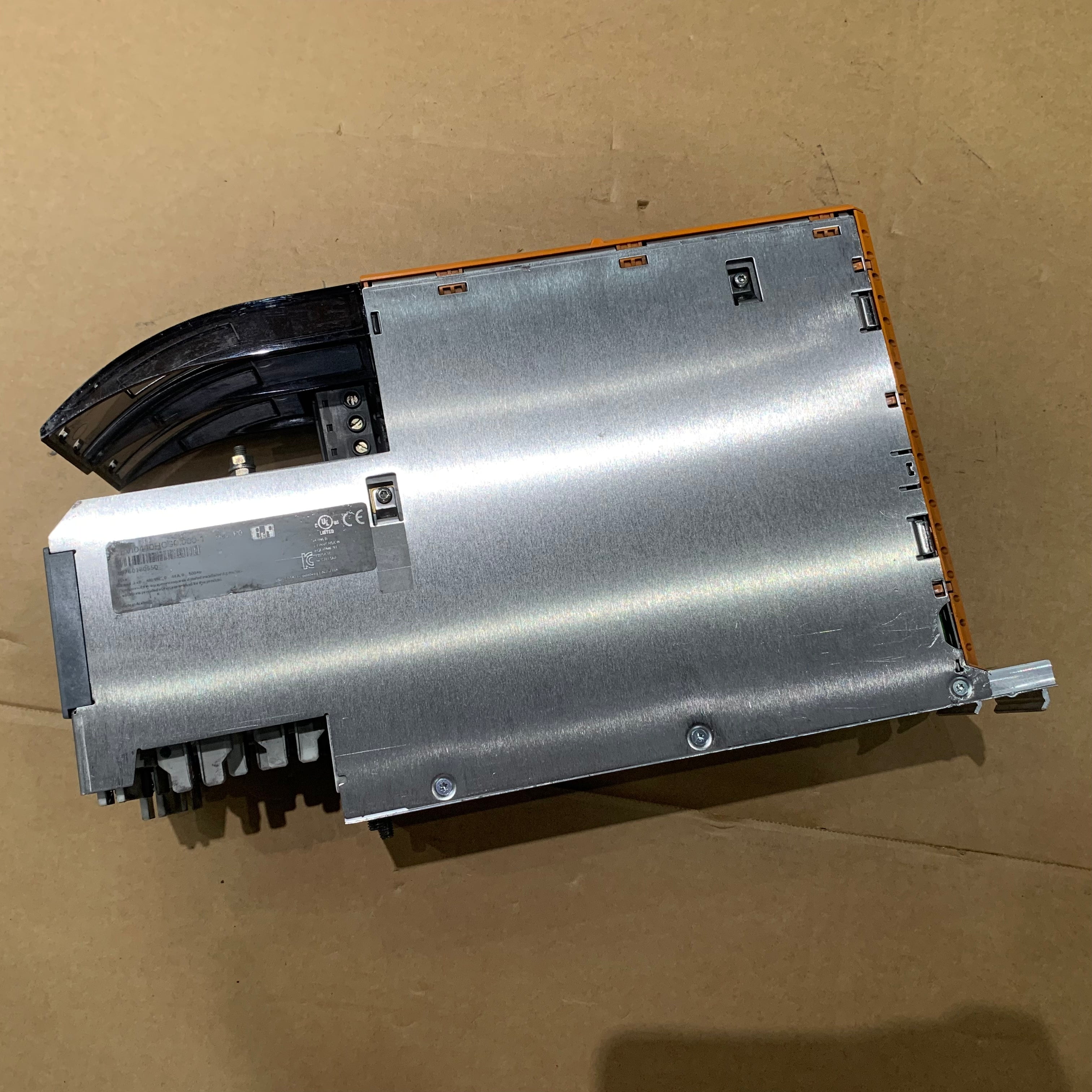 B&amp;R 8BVI0440HCS0.000-1 伺服驅動器