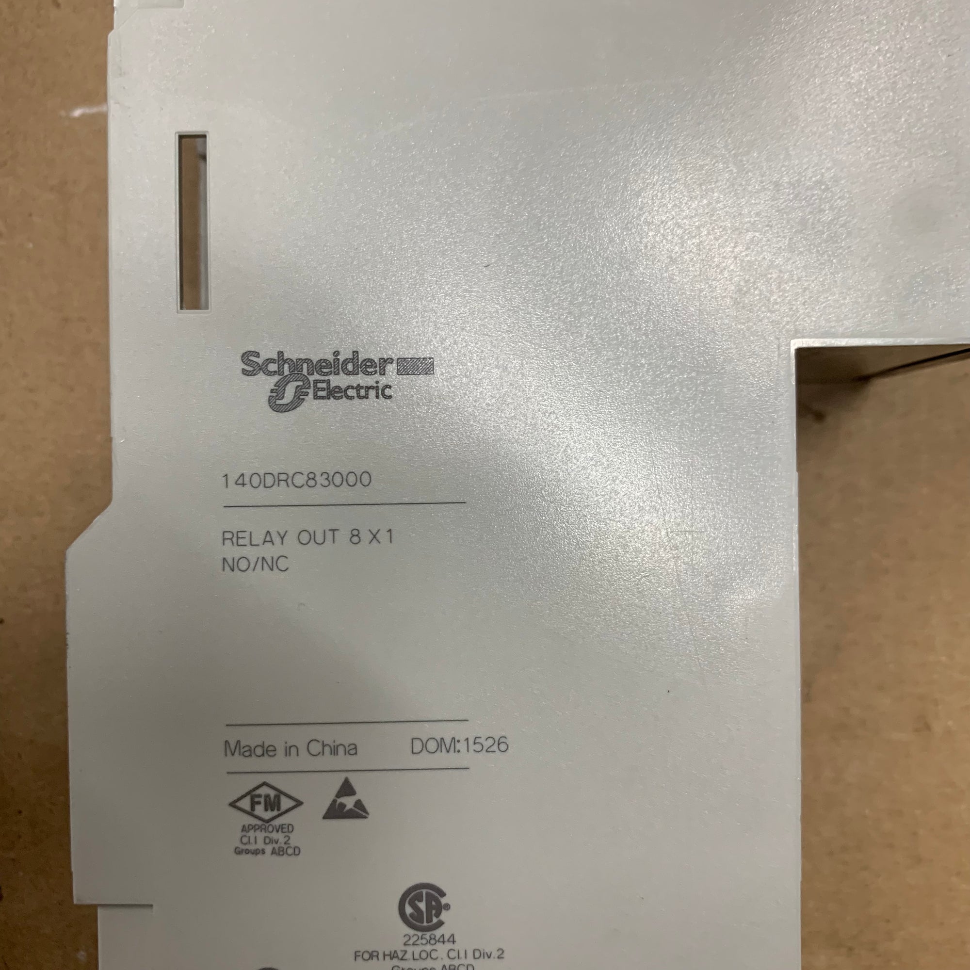 施耐德電機 140DRC83000 離散繼電器輸出模組