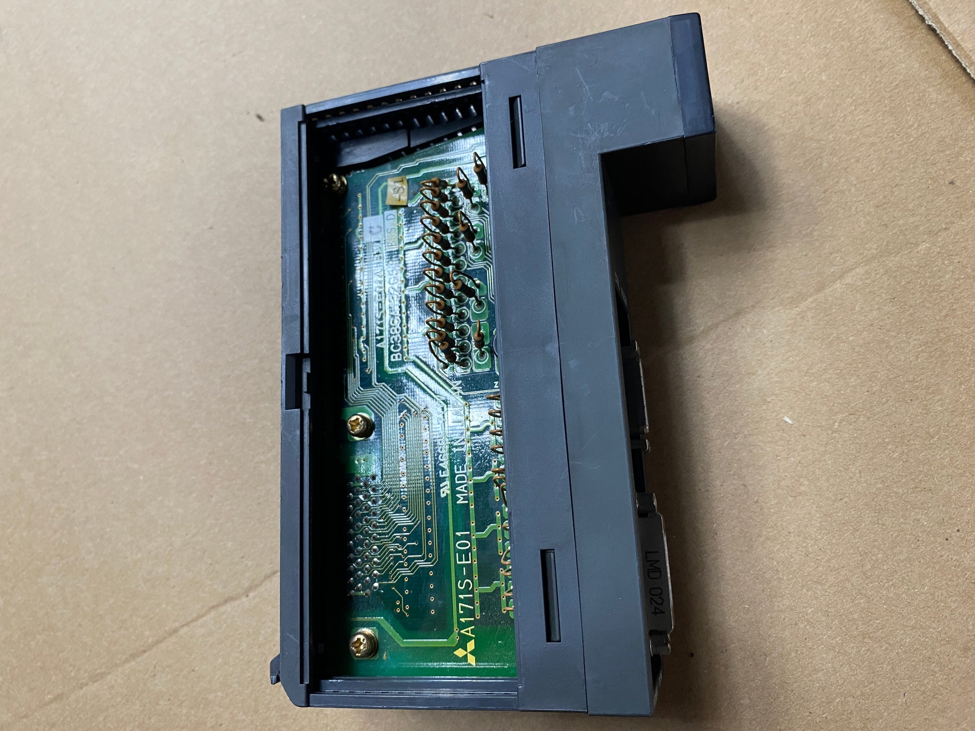 A172SENC三菱電機PLC編碼器單元模組
