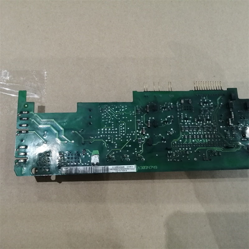 倫茨VEC2005.5KW400V4A37主機板