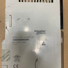 將圖片載入圖庫檢視器 SCHNEIDER ELECTRIC 140CRA93200 PLC MODULE