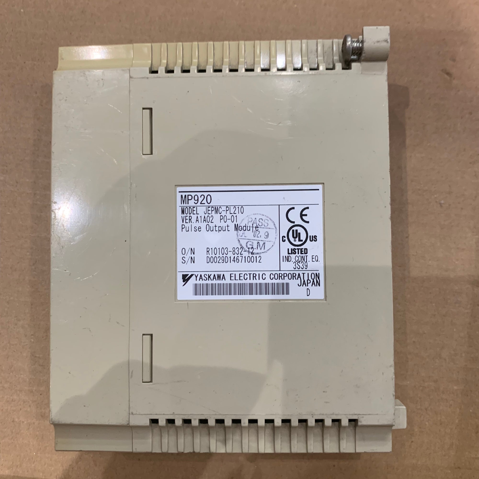 YASKAWA JEPMC-PL210輸出模組