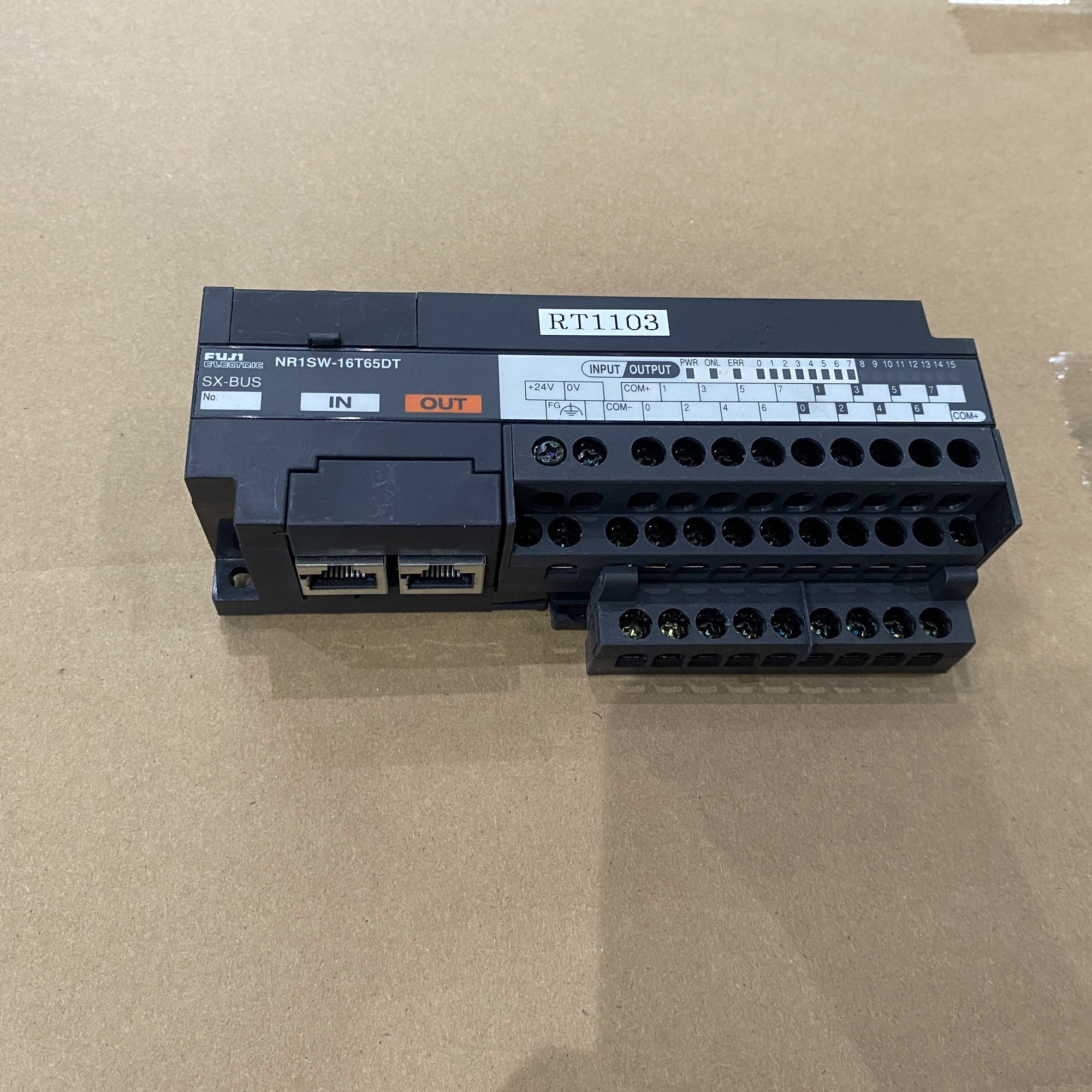 富士NR1SW-16T65DT I/O終端PLC