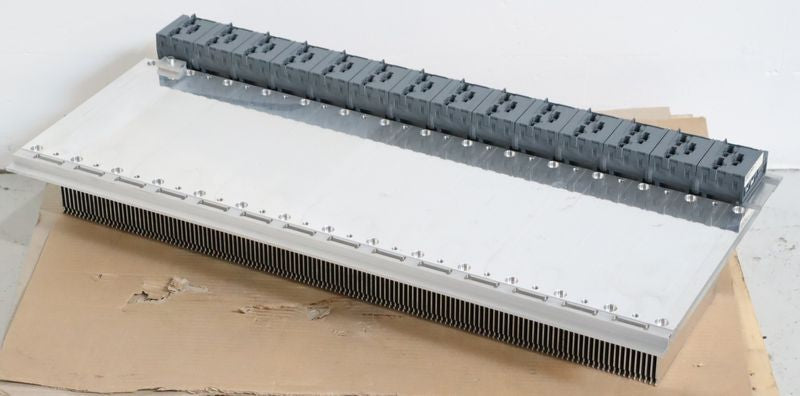 B&amp;R Acopos 機架 14 槽 8B0M0140HF00.A00-1