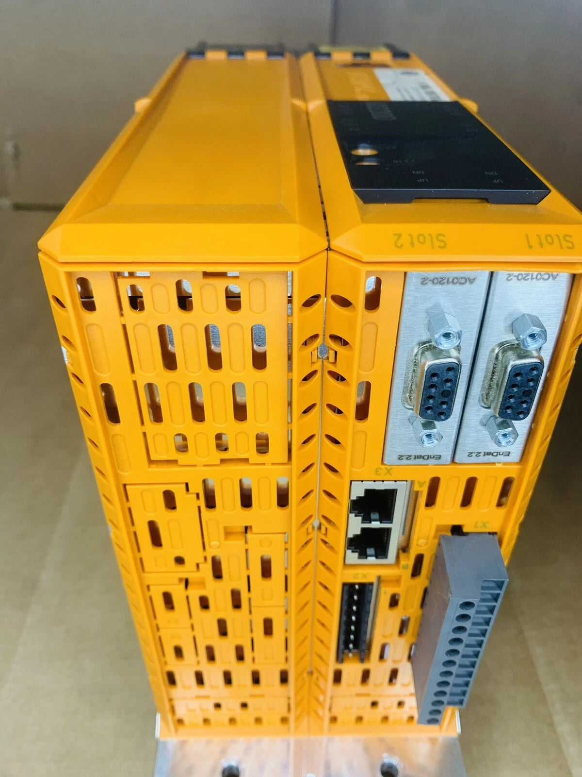 B&amp;R ACOPOS Multi 10220D伺服驅動器8BV10220HCD8.000-1