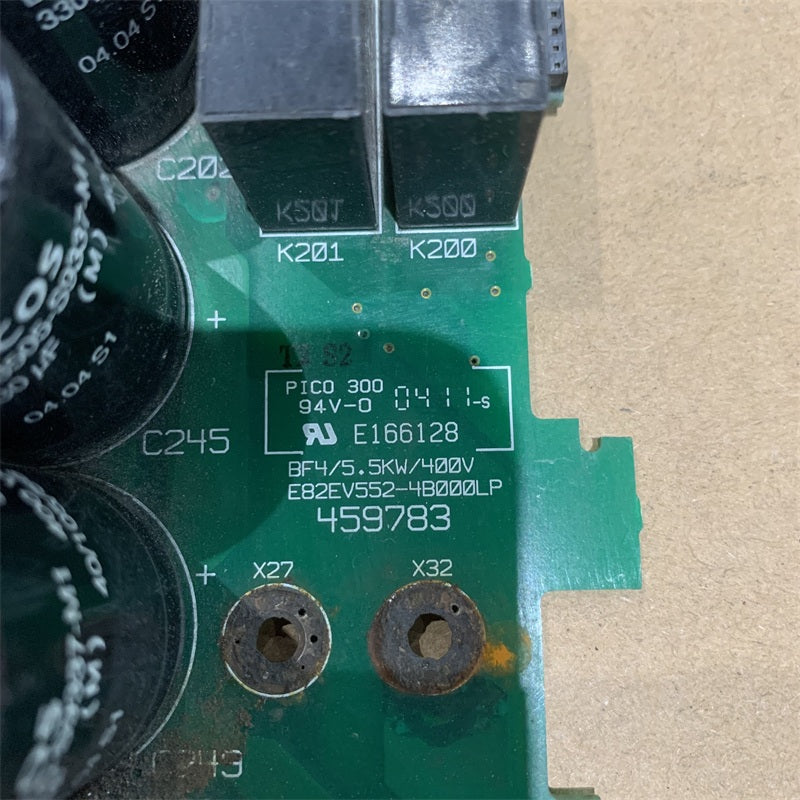 LENZE E82EV552-4B000LP 逆變器板