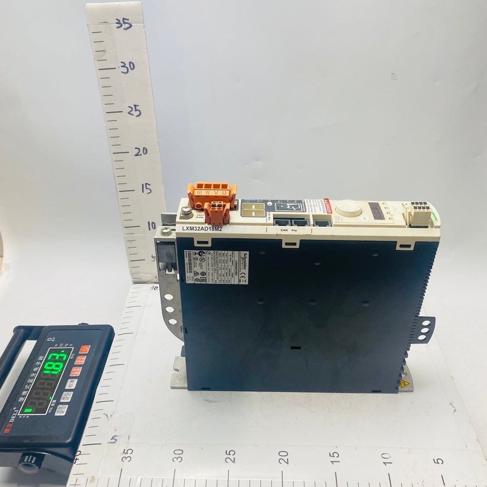 SCHNEIDER ELECTRIC LXM32AD18M2 SERVO DRIVE