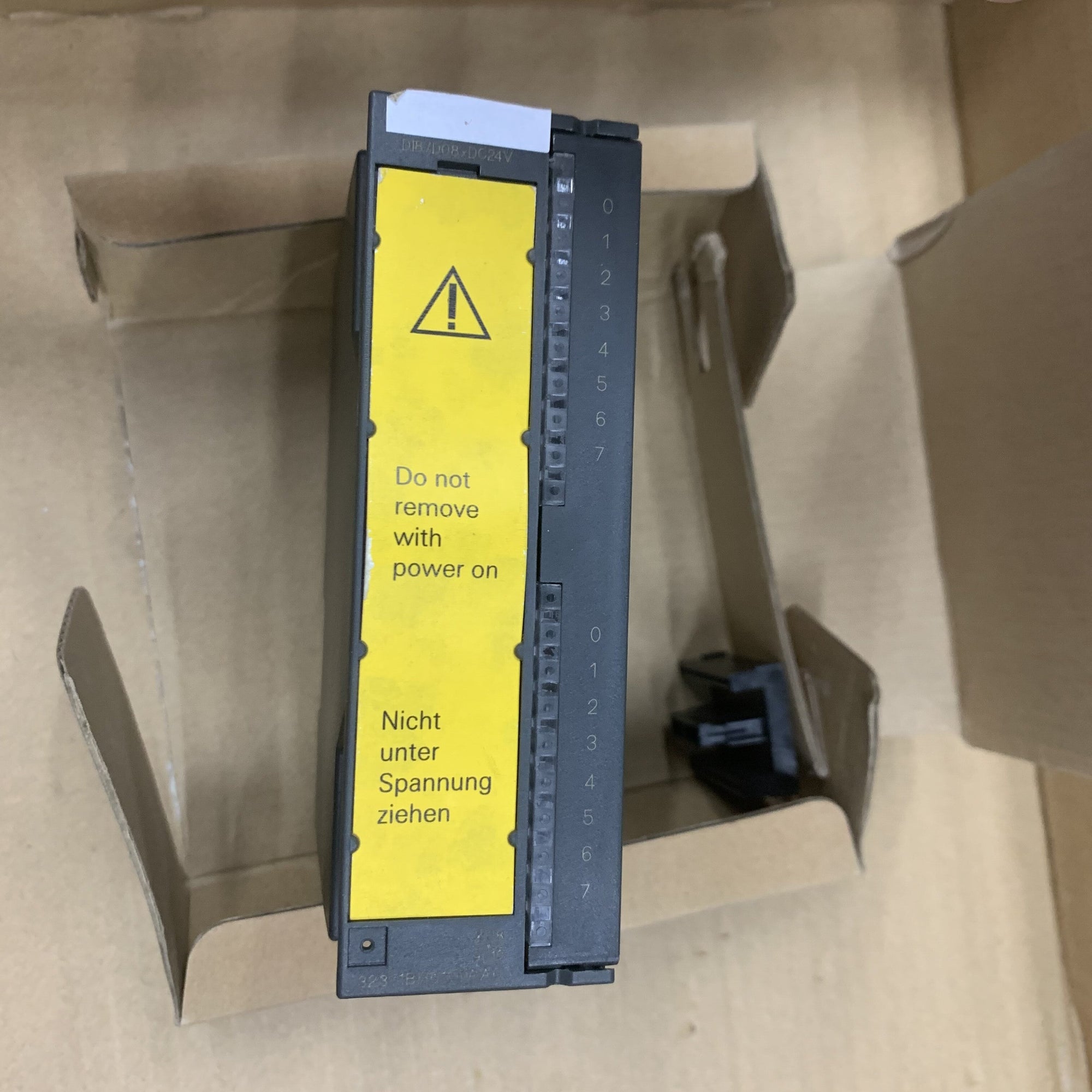 西門子6ES7323-1BH01-0AA0數位量輸入模組