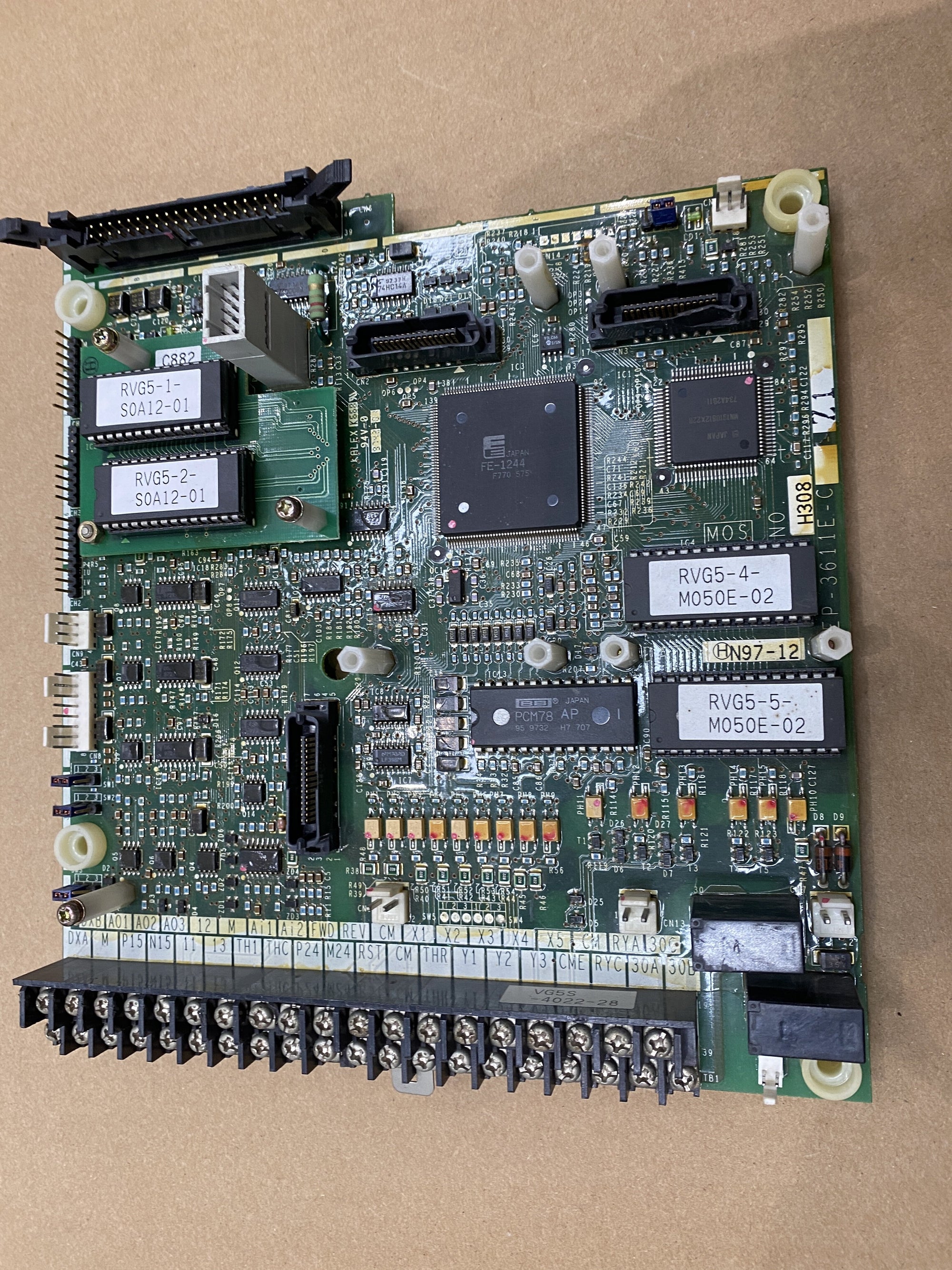 富士 EP-3611E-C 變頻器主機板