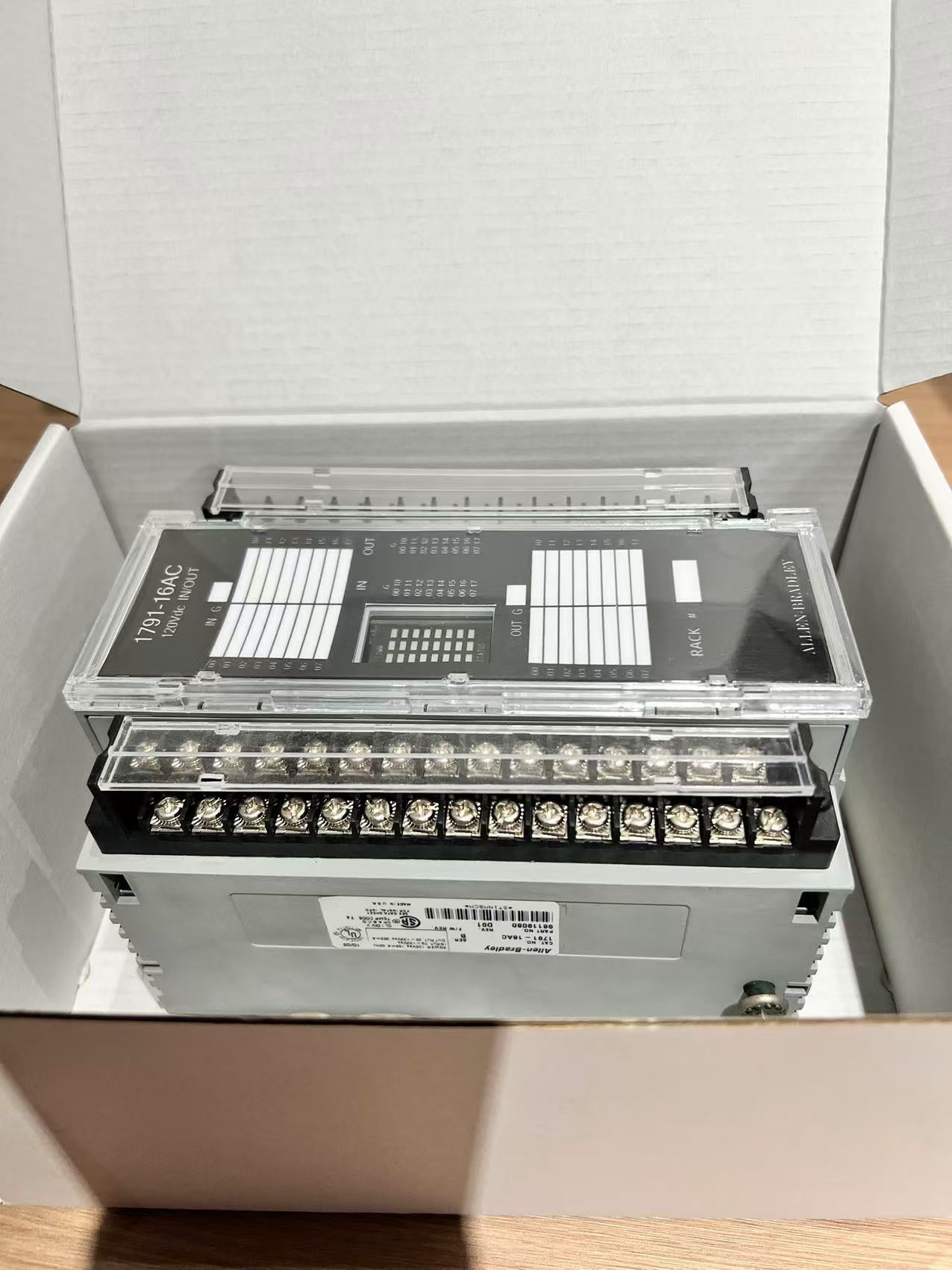 Allen Bradley 1791-16AC PLC模組
