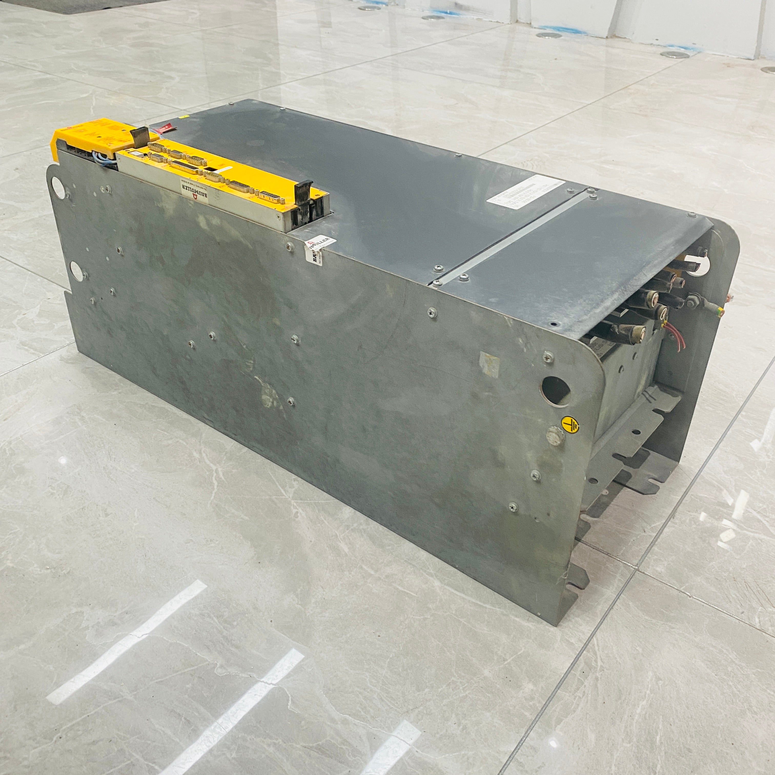 Baumuller BUM63S-150/195-54-O-M-005 Drive