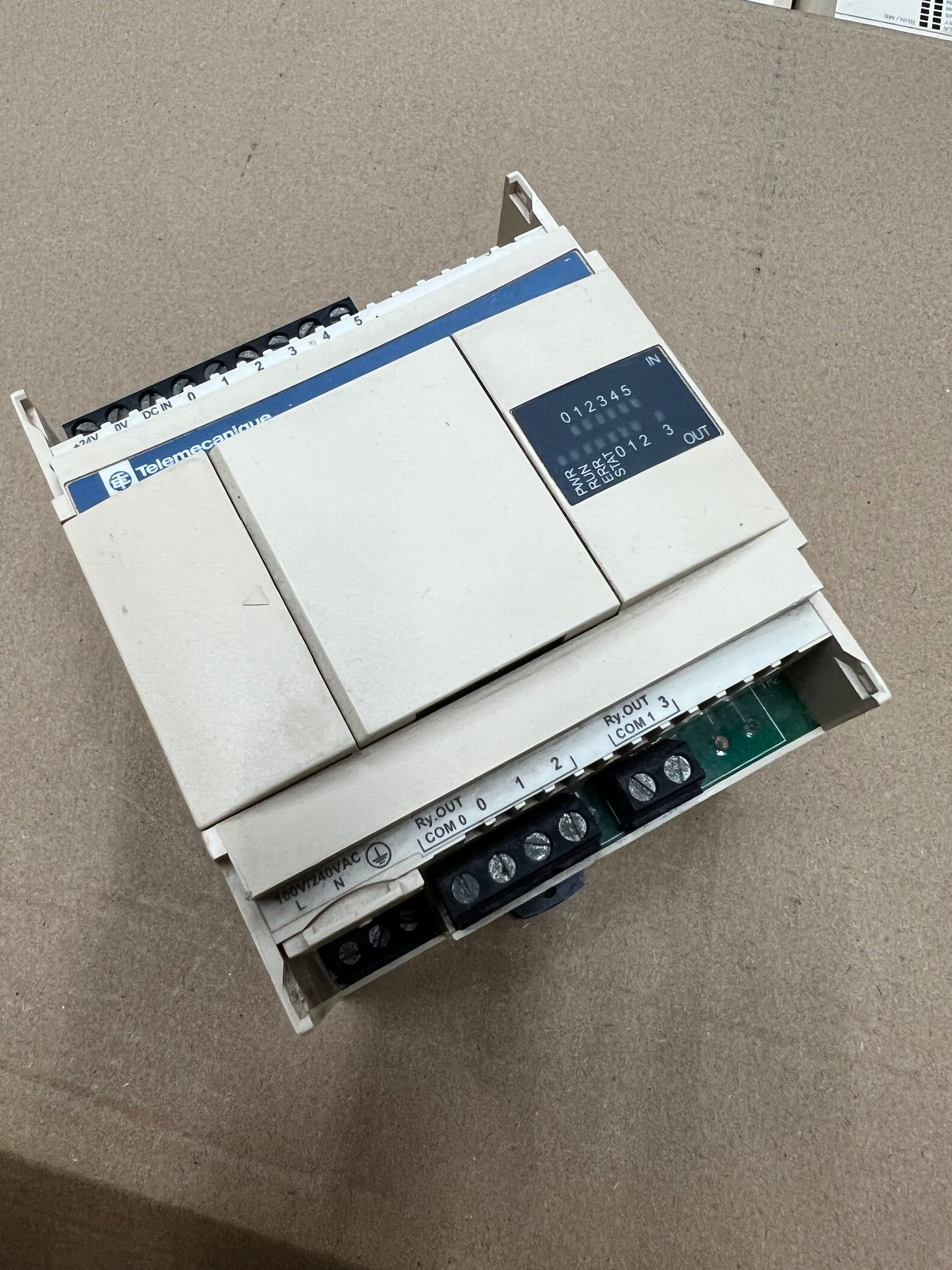 施耐德電機TWDLCAA10DRF可擴充PLC