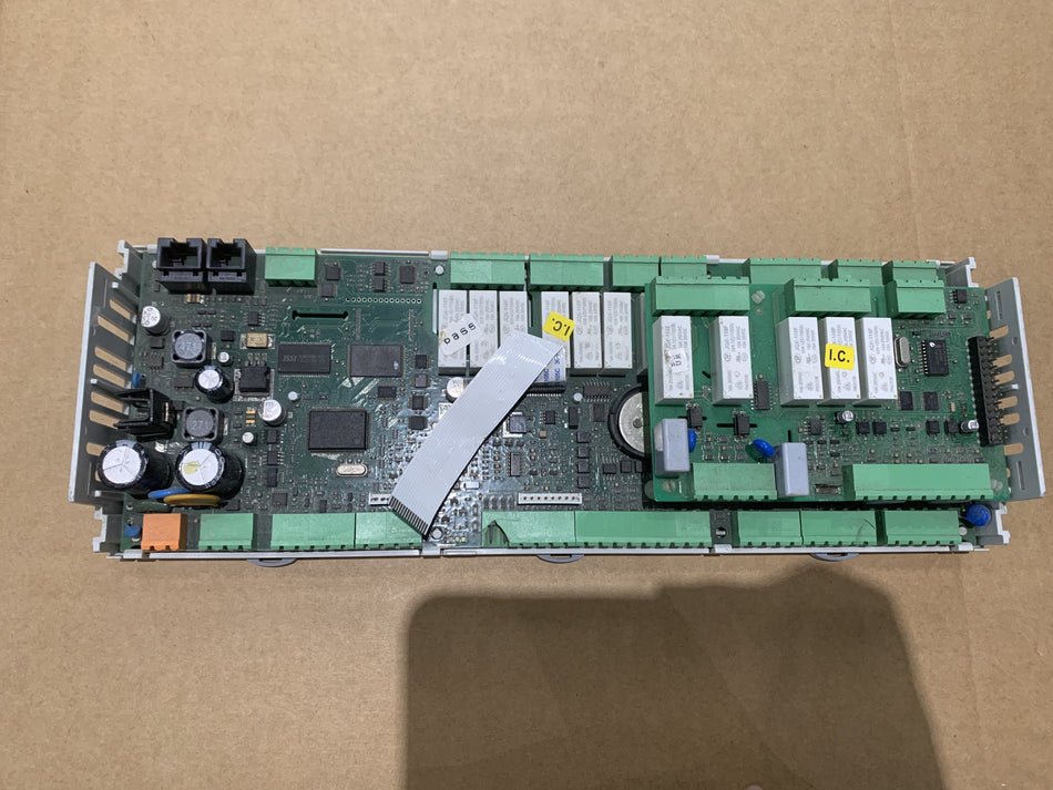 CAREL PCO3000BL0控制器