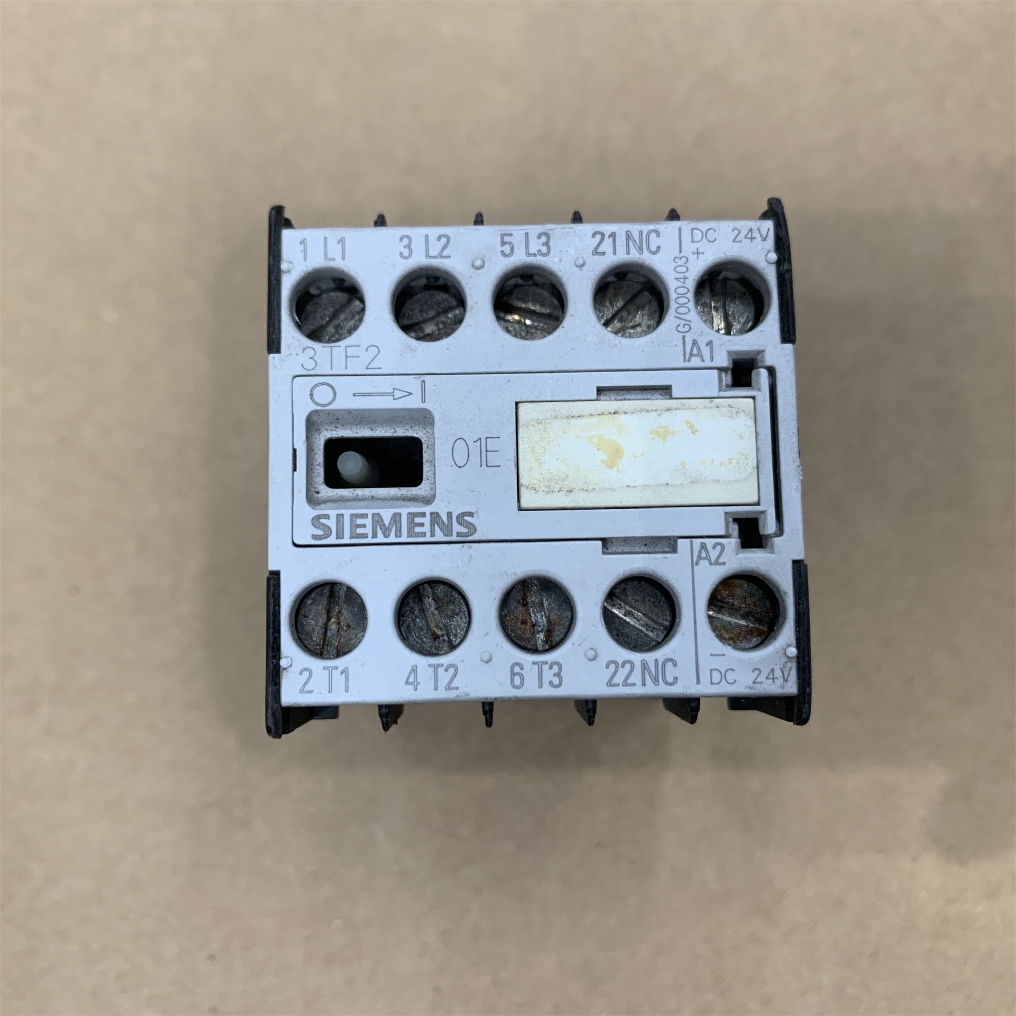西門子 3TF2001-0BB4 接觸器 16A