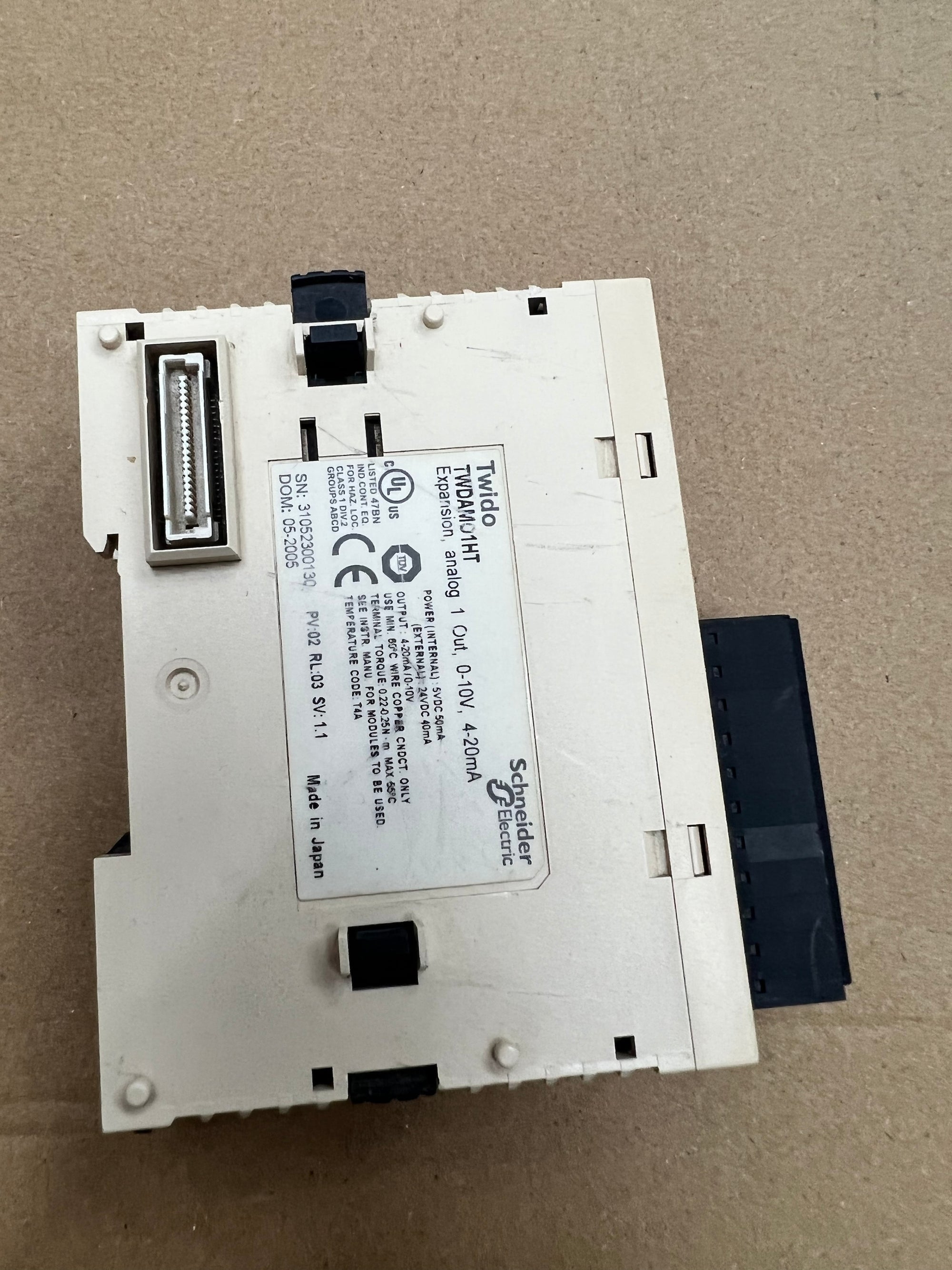 施耐德電機Twido TWDAMO1HT模擬量擴充模組