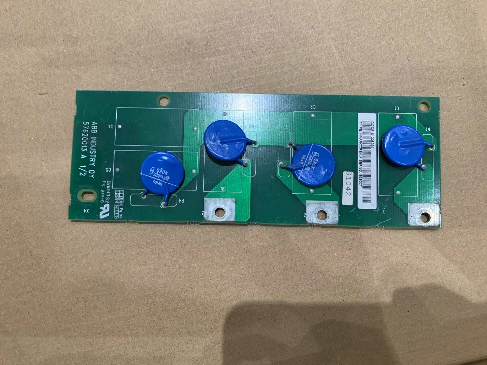ABB NVAR-77壓敏電阻電路板