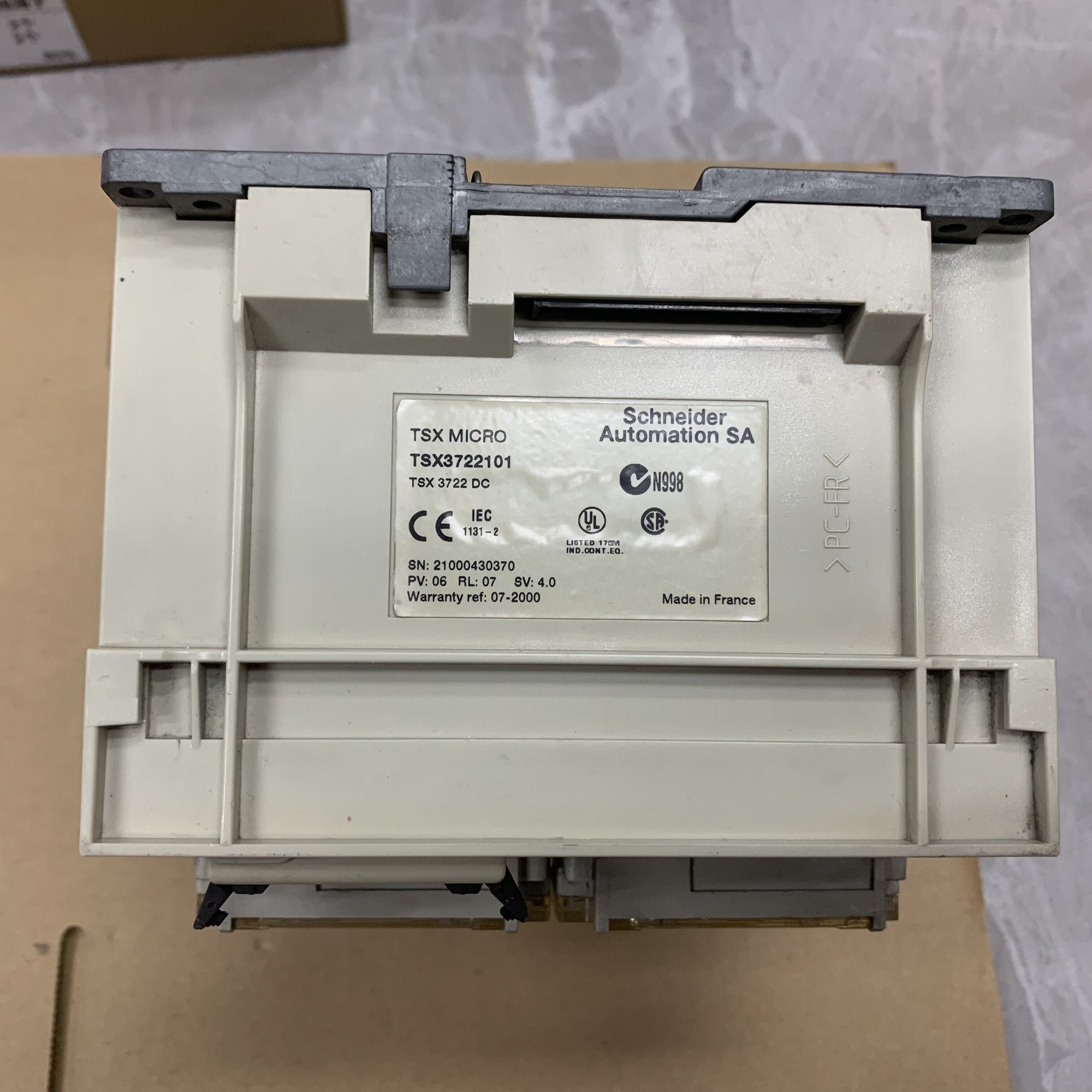 施耐德電機TSX3722101 MODICON TSX MICRO模組化基礎控制器