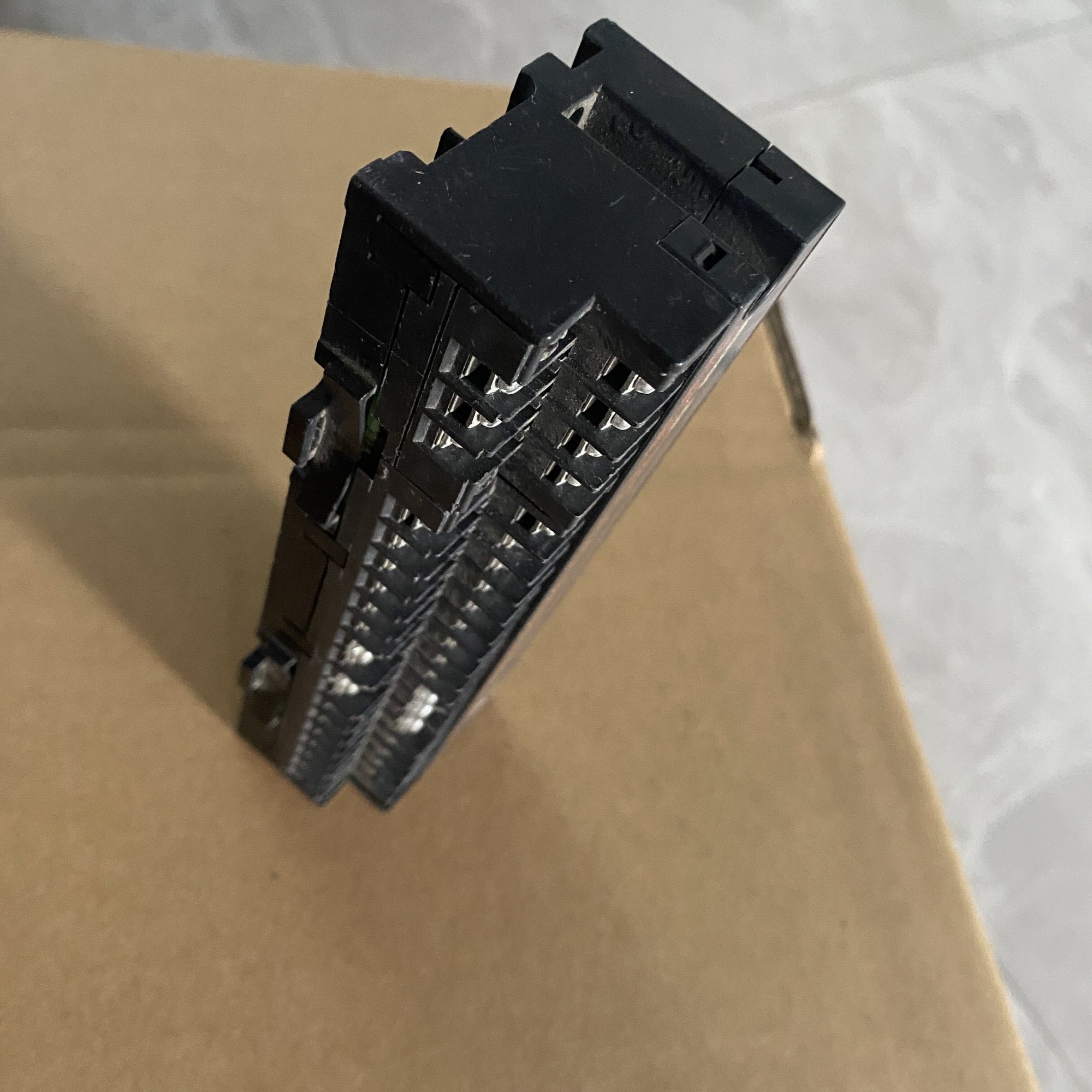 AJ65SBTB1-32T1 三菱CC-Link輸出單元