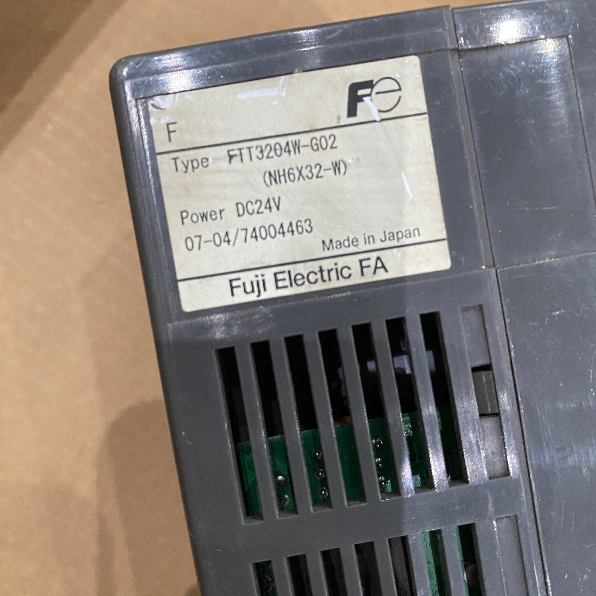富士馬達FTT3204W-G02 PLC模組DC24V