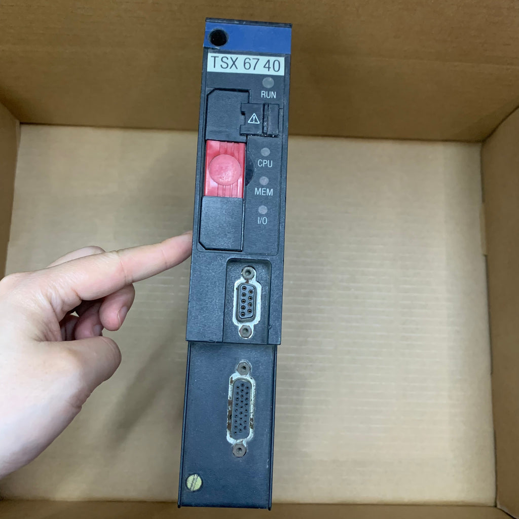 施耐德電機 TSX6740 PLC 模組