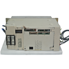 將圖片載入圖庫檢視器 YASKAWA CIMR-M5E2011 Inverter Input 270-325V 11.0kW