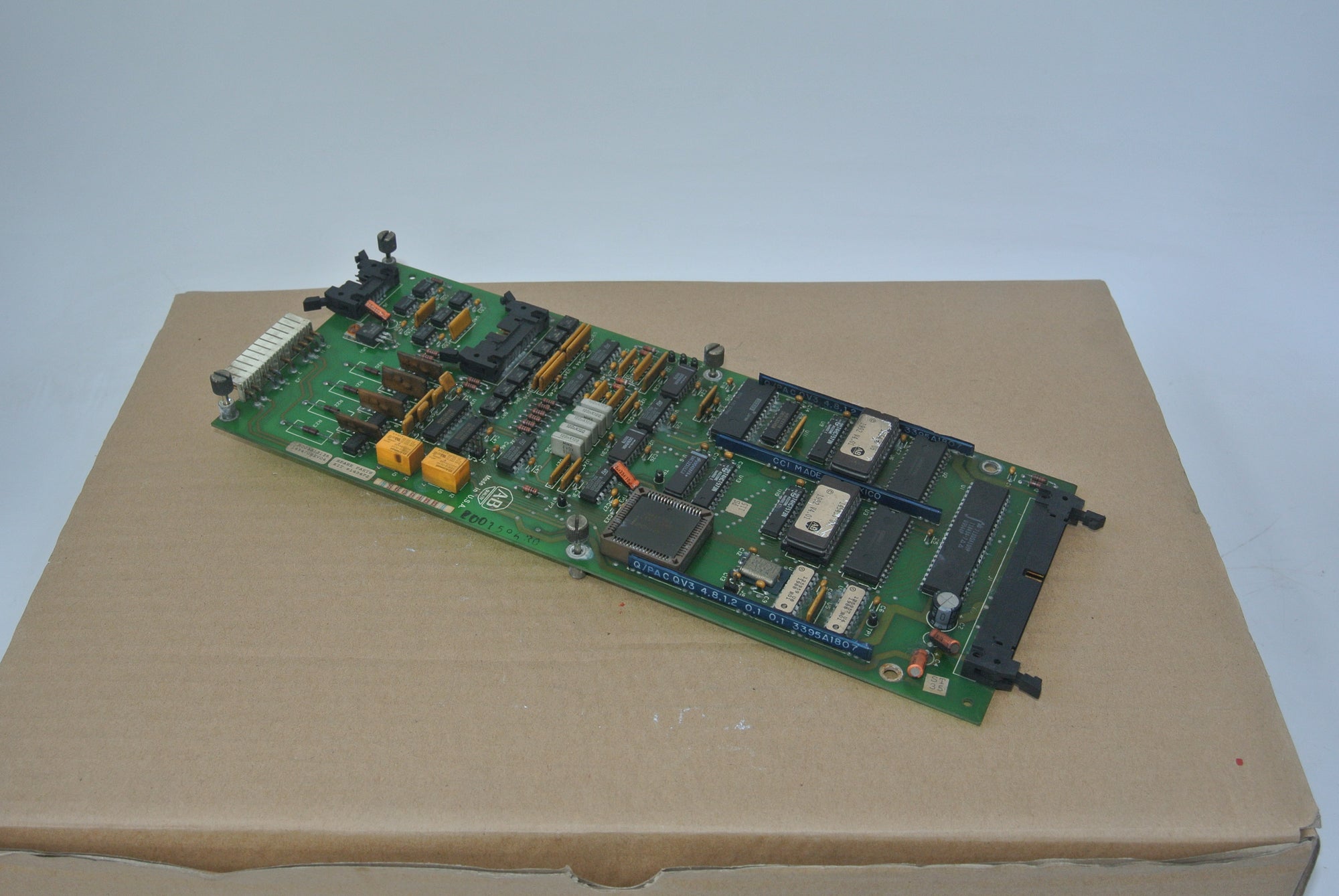 Allen Bradley 145472 驅動板