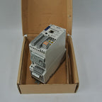 Lenze E84AVHCE3712SX0 變頻器驅動器輸入 230/240V 370W