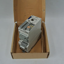 Load image into Gallery viewer, Lenze E84AVHCE3712SX0 Inverter Drives Input 230/240V 370W
