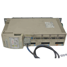 將圖片載入圖庫檢視器 YASKAWA SGDC-020202ARA Servo Drive Input DC280-330V