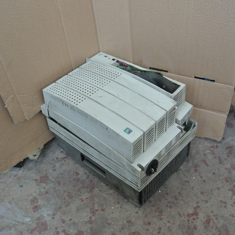 Lenze EVF8222-E 逆變器輸入 400/480V