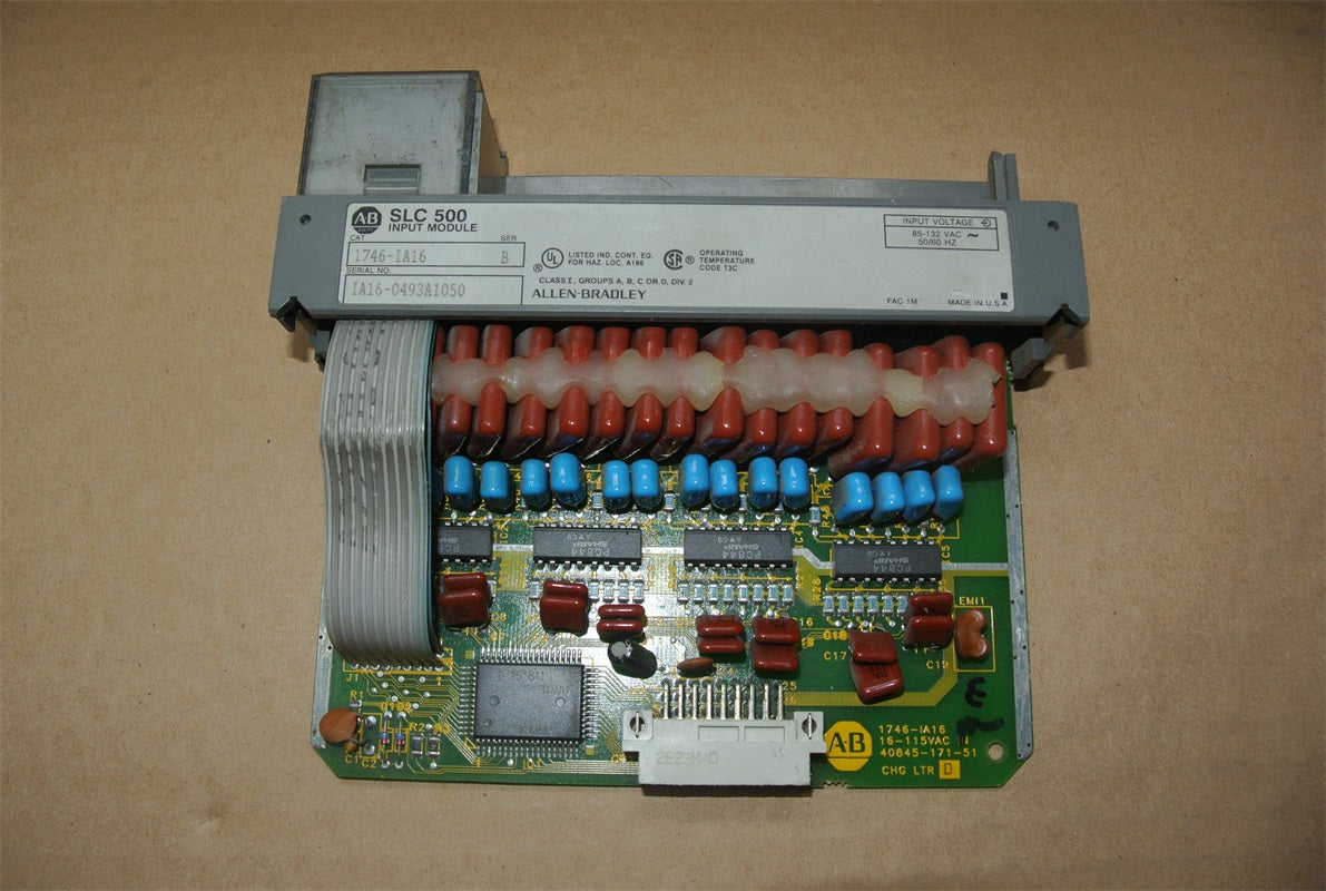 ALLEN BRADLEY 1746-IA16 輸入模組 SLC 500