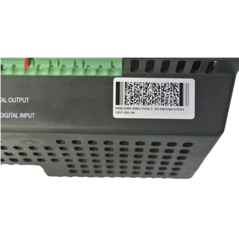 ABB DSQC328A 3HAC17970-1/04 組合輸入/輸出模組