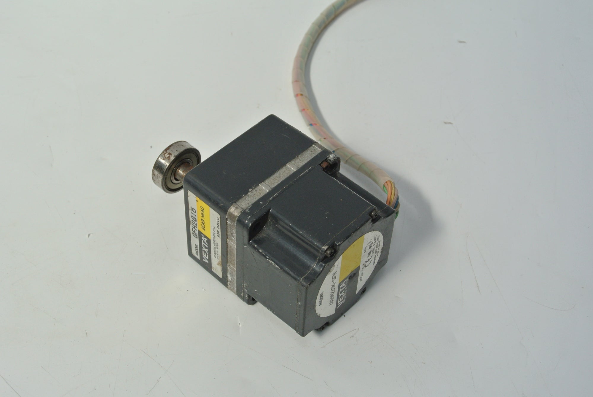 Vexta GFH2G15 AXHM230K-GFH 直流電機