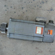 將圖片載入圖庫檢視器 Mitsubishi HA-SA152 AC Servo Motor 1.5kW