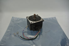 Load image into Gallery viewer, Yaskawa SGMPS-08ACA61 Servo Motor