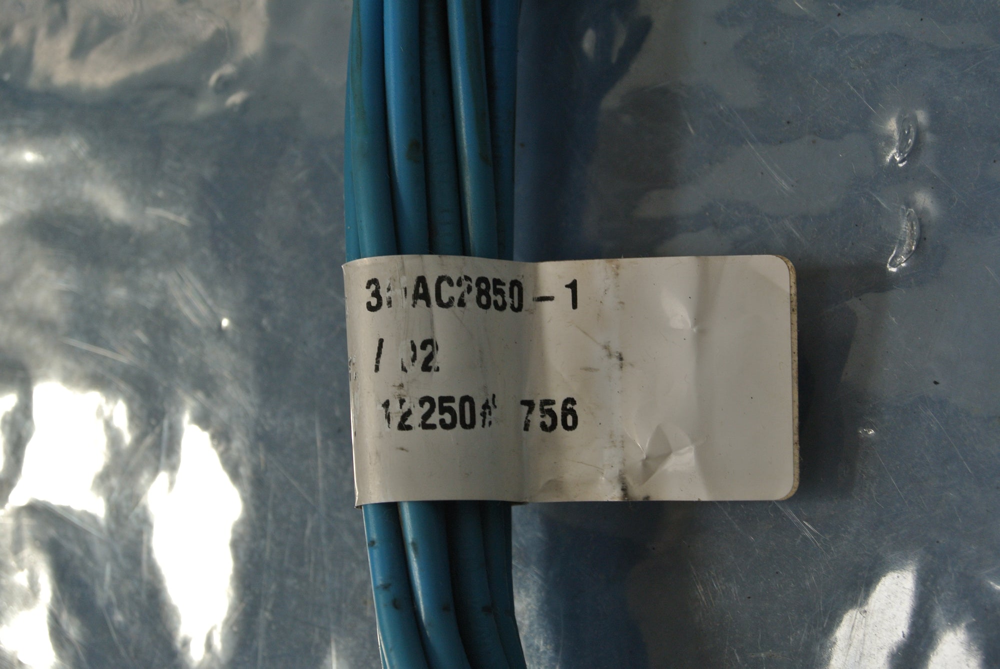 ABB 3HAC2850-1/02 機器人電纜