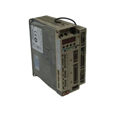 YASKAWA SGDH-01AE-OY JUSP-NS600 AC Servo Drive