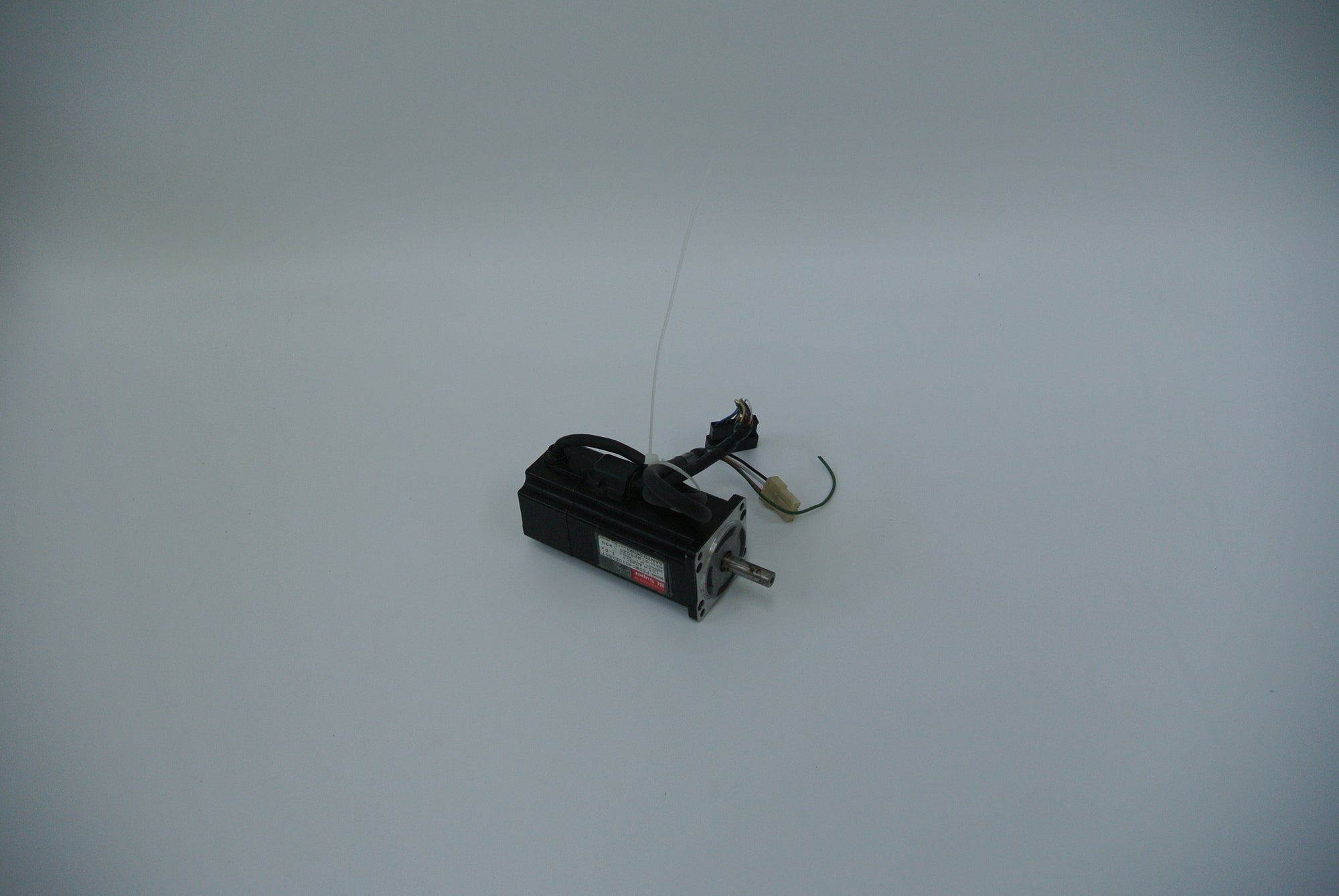 三洋電機 P50B04010DXS4E 交流伺服電機