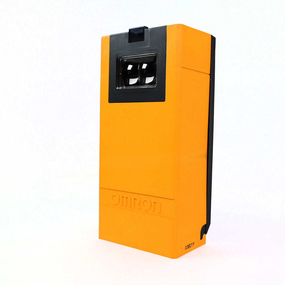 Omron E3K (R10K4) Long Range Photoelectric Sensor