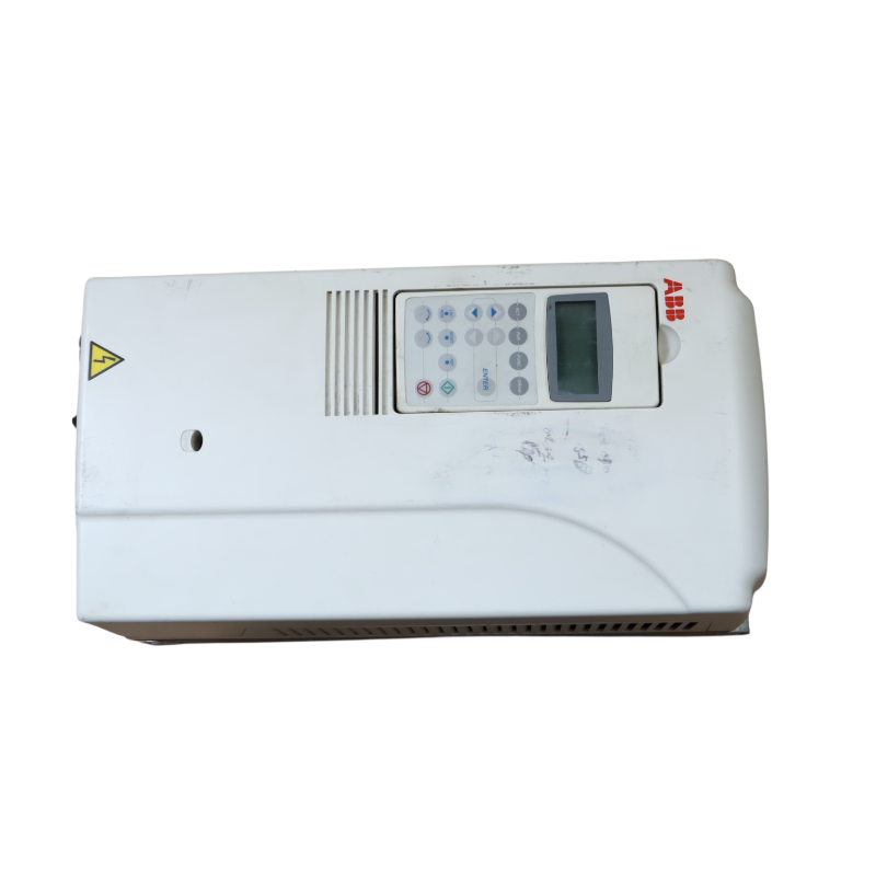 ABB ACS800-01-0025-3+D150+P901 變頻器